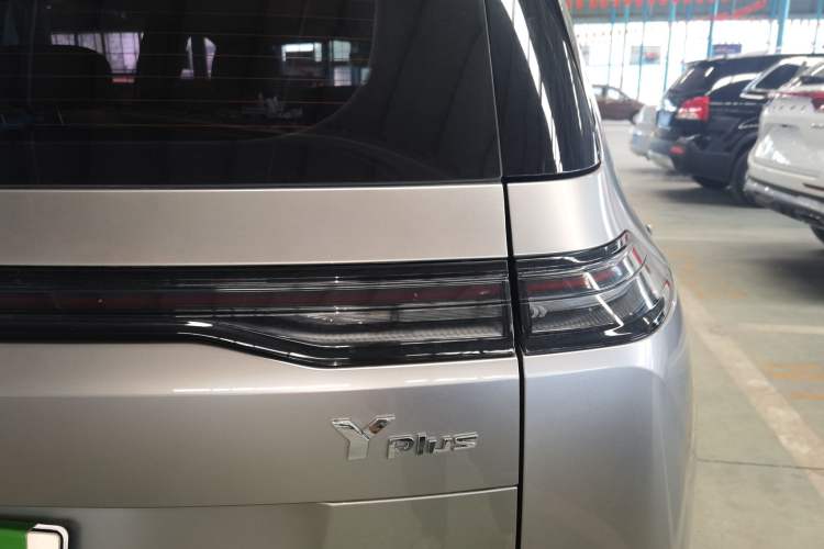 Used AION Y 2022 Plus 70 Tech Edition Exterior 3