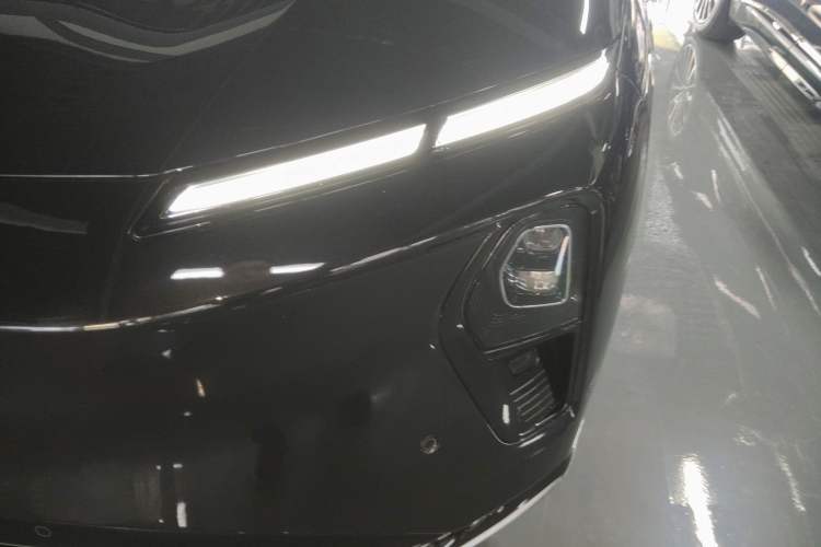 Used Nio ET9 2025 100kWh Signature Edition Left Front Headlight