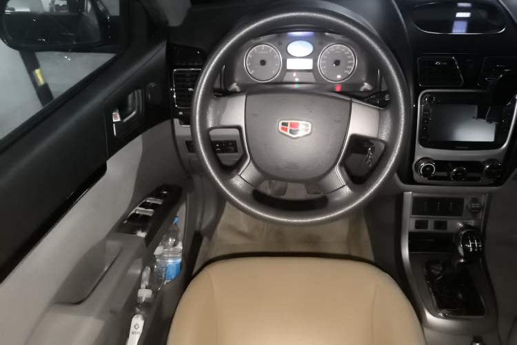 Used Geely Auto Classic Emgrand 2013 Sedan 1.5L Manual Entry-Level Model Steering Wheel