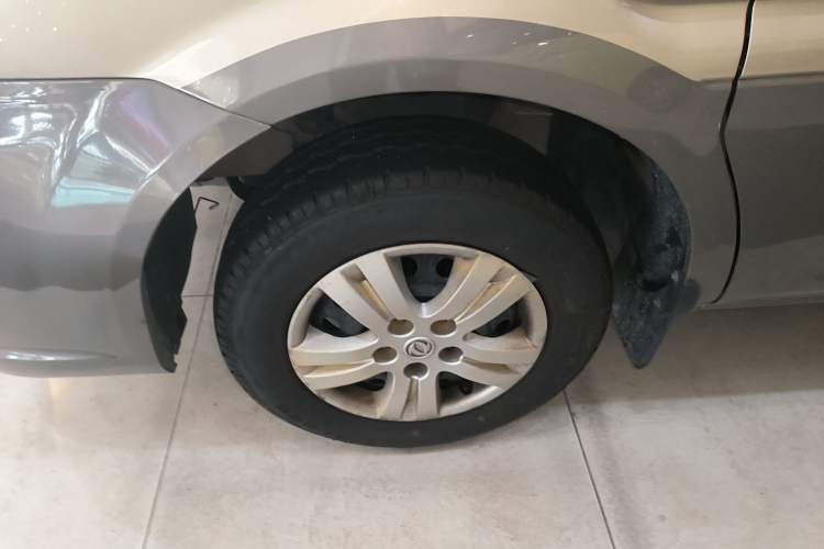 Used FORTHING Lingzhi 2018 M3 1.6L 7-Seater Comfort Model