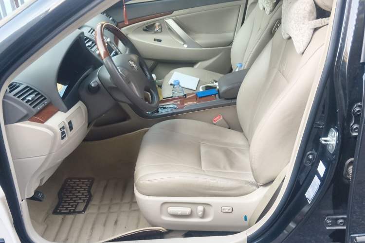 Used Toyota Camry 2013 200G Classic Luxury Edition