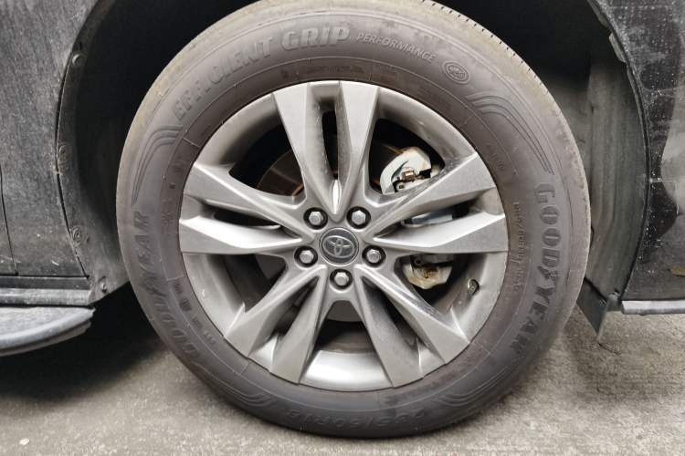 Used Toyota Sienna 2024 2.5L Hybrid Comfort Edition