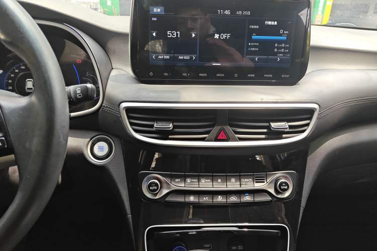 Used Hyundai Tucson 2019 280TGDi Dual-Clutch Two-Wheel Drive Fashion Edition China VI Standard
