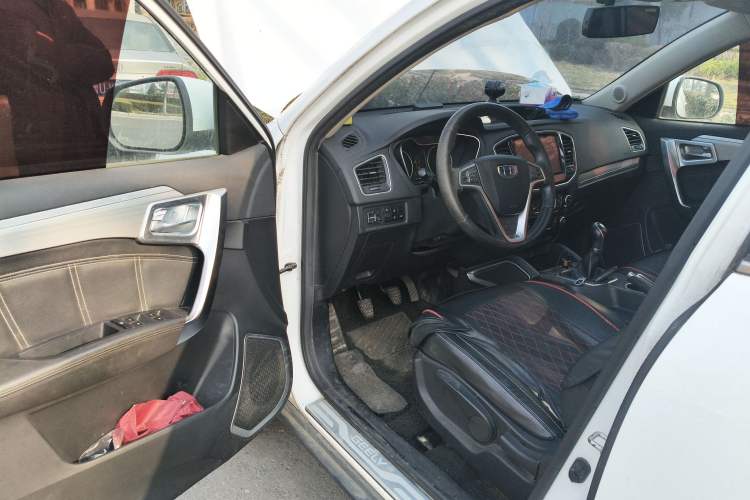 Used Geely Auto Vision X6 2016 1.8L Manual Luxury Model