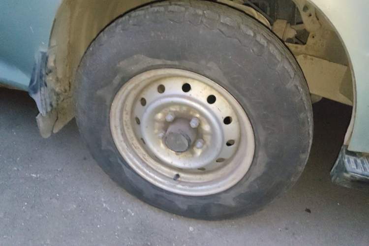 Used Jinbei Hiace 2011 2.0L 5th Generation Kuaiyunwang Standard Version 4G19
