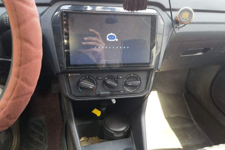 Used Volkswagen Jetta 2019 Dream Edition 1.4L Manual Fashion Version