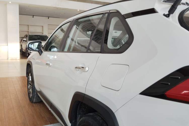 Used Toyota Wildlander 2023 Dual-Motor 2.5L E-CVT Four-Wheel Drive Prestige Edition Exterior 3