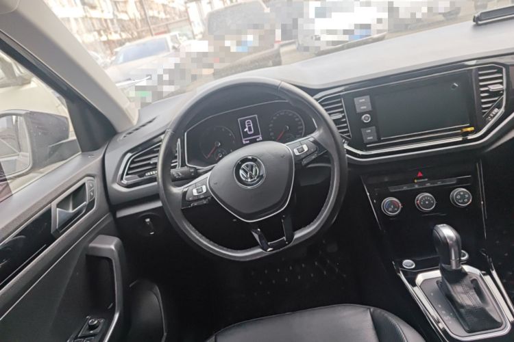Used Volkswagen T-ROC 2019 280TSI DSG Two-Wheel Drive Comfort Version China VI Standard
