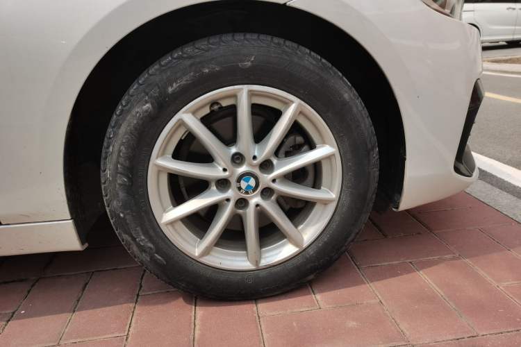 Used BMW 2 Series Active Tourer 2018 218i Fashion Model Right Front Wheel Hub