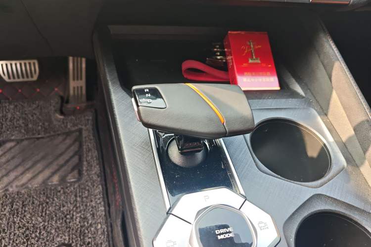 Used Changan UNI-V 2024 1.5T Prestige Sport Edition