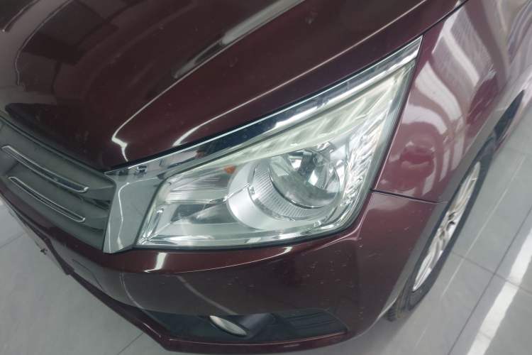 Used Venucia T70 2015 1.6L Manual Ruixing Edition
