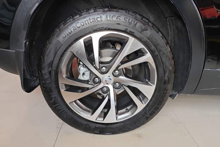 Used Buick Envision 2023 Encore S 552T Two-Wheel Drive Luxury Model