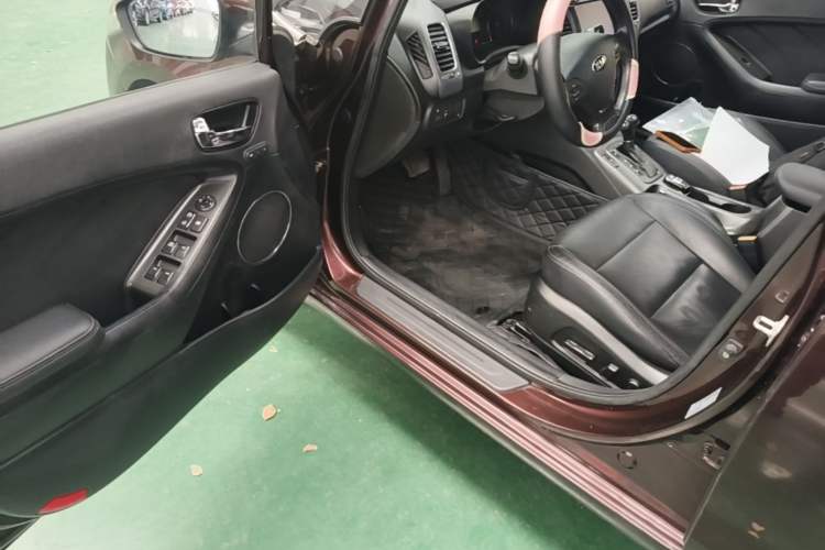Used Kia K3 2015 1.6L Automatic GLS
