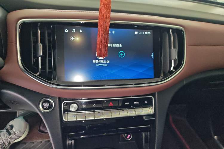 Used GAC Trumpchi GS8 2020 GS8S 390T Two-Wheel Drive Luxury Smart Connectivity Version Audio And AC Panel