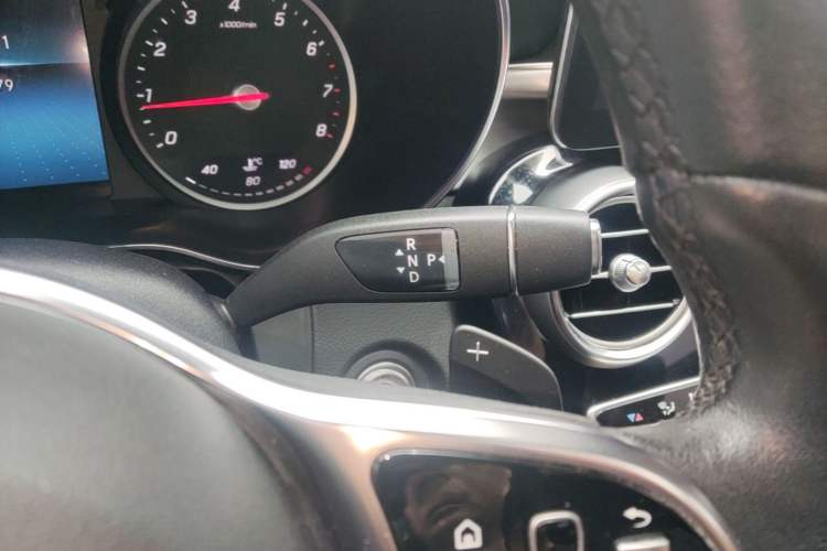 Used Mercedes-Benz GLC 2020 GLC 260 L 4MATIC Dynamic Model