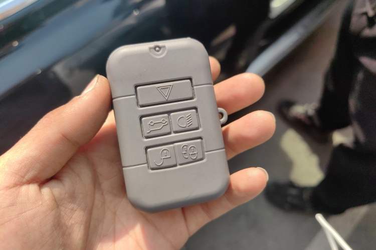 Used Jaguar XFL 2023 XFL 2.0T P250 Two-Wheel-Drive Elite Sport Edition
