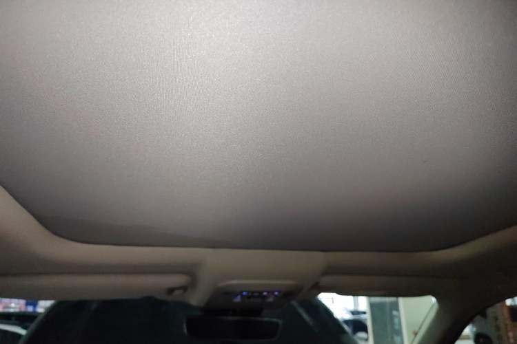 Used Toyota Highlander 2022 Dual-Engine 2.5L Four-Wheel Drive Prestige Version 7 Seats Headliner