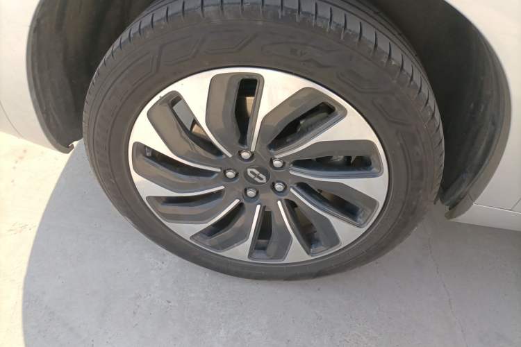 Used Hima AITO M7 2024 1.5T Rear-Drive Plus Version 5 Seats
