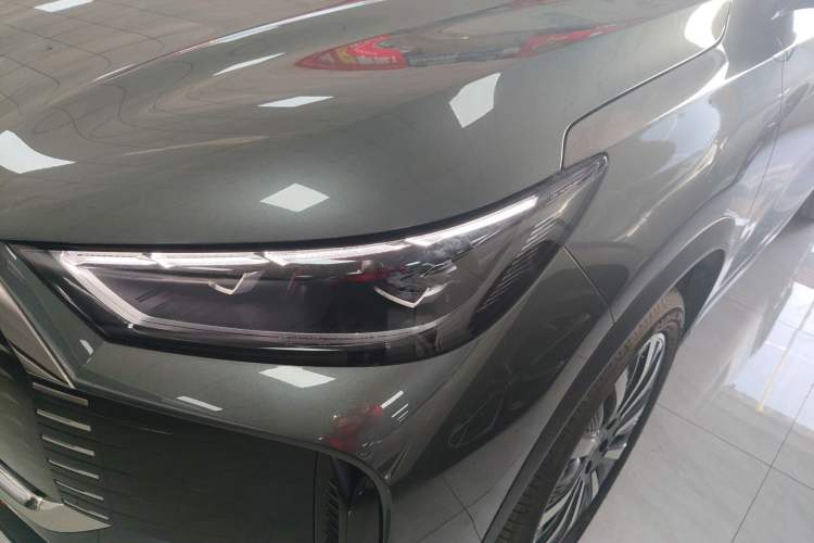 Used Chery Fengyun T8 2025 1.5T 130 km Comfort Edition 7-Seater