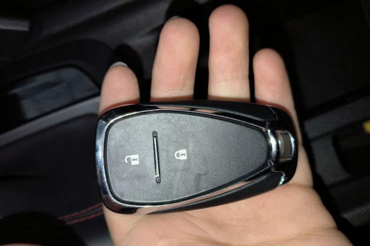 Used Chevrolet Orlando 2019 Redline 530T Automatic Enjoyment Version (5+2 Seating) China VI