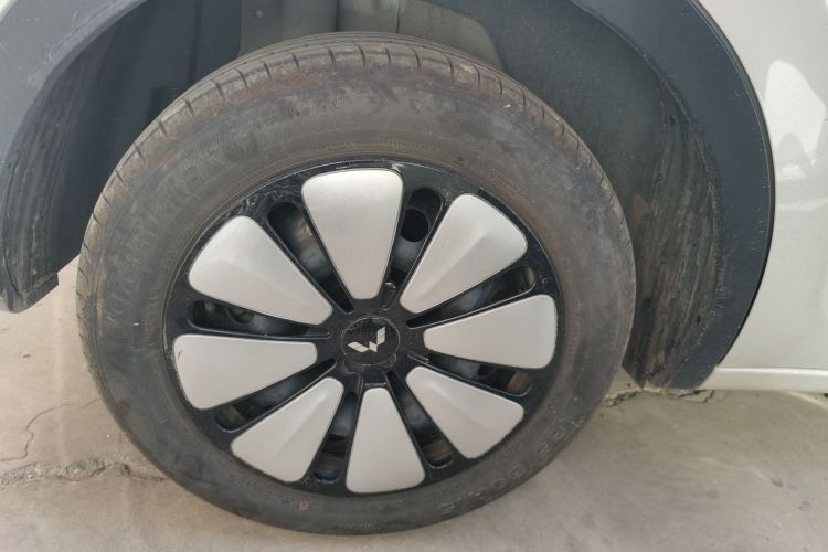 Used Wuling Bingo 2024 333 km Enjoyment Version Right Rear Wheel Hub
