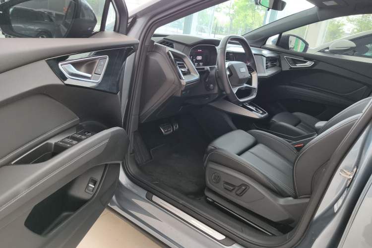 Used Audi Q4 e-tron 2023 40 e-tron Adventure Edition