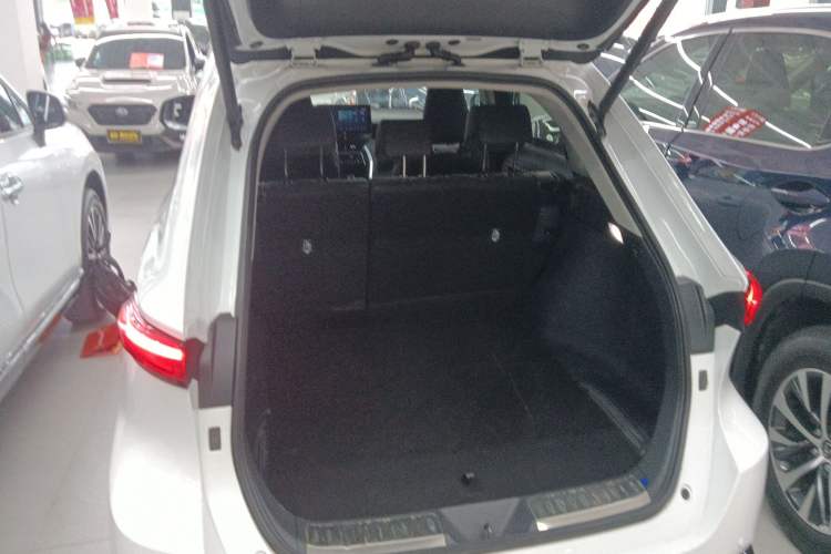 Used Toyota Venza 2023 2.0L CVT Two-Wheel Drive Prestige Version
