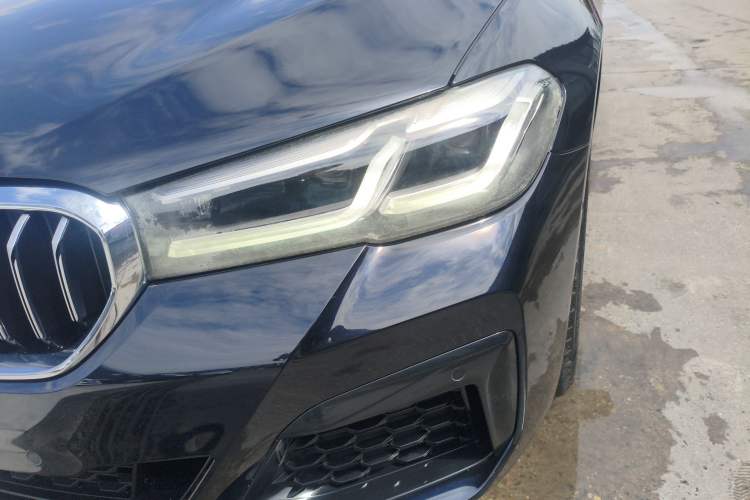 Used BMW 5 Series 2022 Restyled 530Li Leading Edition M Sport Package Left Front Headlight