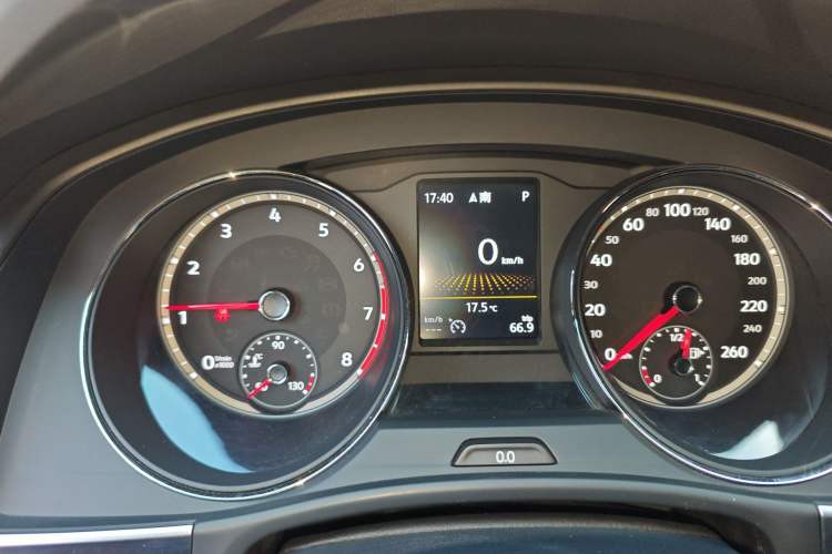 Used Volkswagen Teramont 2019 380TSI Four-Wheel Drive Comfort Edition China VI Standard Instrument Cluster