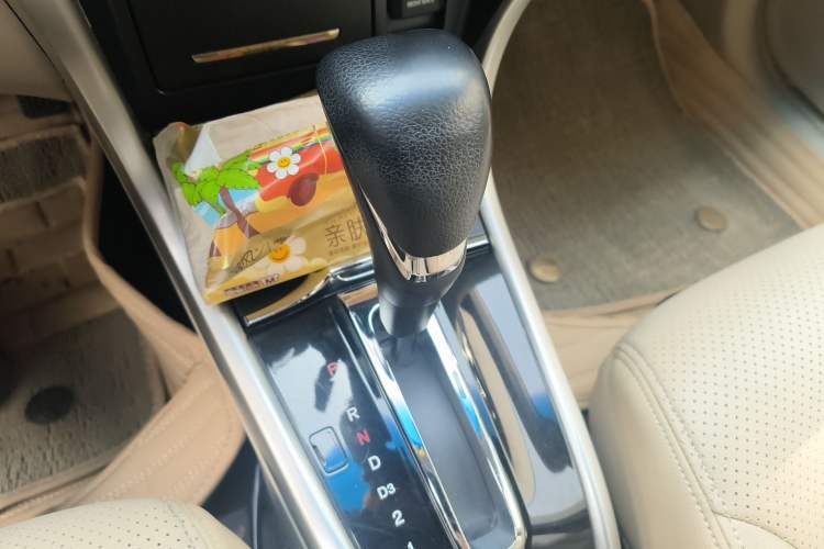 Used Honda Crider 2013 1.8L automatic luxury edition
