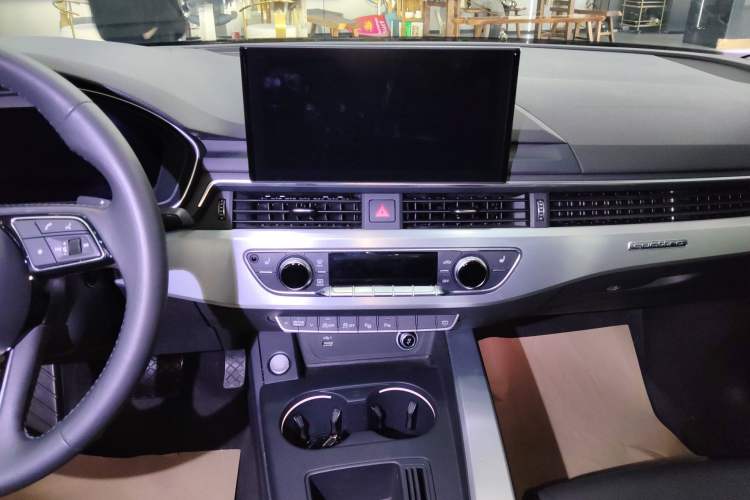 Used Audi A4L 2020 40 TFSI quattro Luxury Dynamic Model