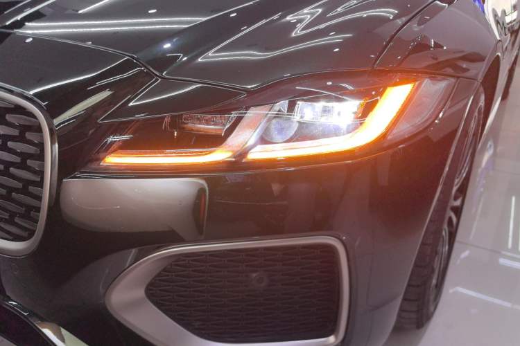 Used Jaguar XFL 2024 2.0T P250 Two-Wheel Drive Prestige Luxury Edition
