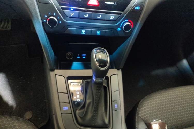 Used Hyundai Elantra (6th Generation / Lingdong) 2018 1.4T Dual-Clutch Xuan Dong · Dynamic Edition