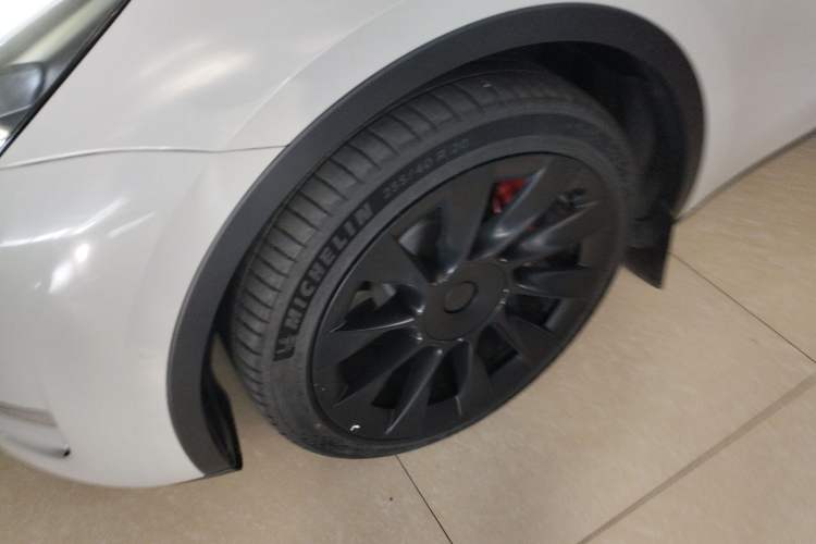 Used Tesla Model Y 2021 Standard Range Rear-Wheel Drive Version