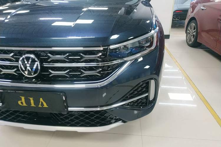 Used Volkswagen Tayron X 2023 330TSI Two-Wheel-Drive Prestige High-Energy Version Left Front Headlight