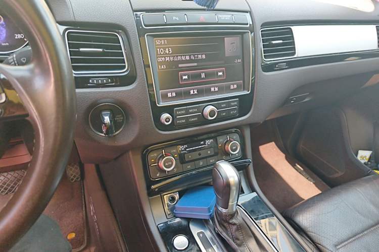 Used Volkswagen Touareg 2018 3.0 TSI Glory Collection Edition
