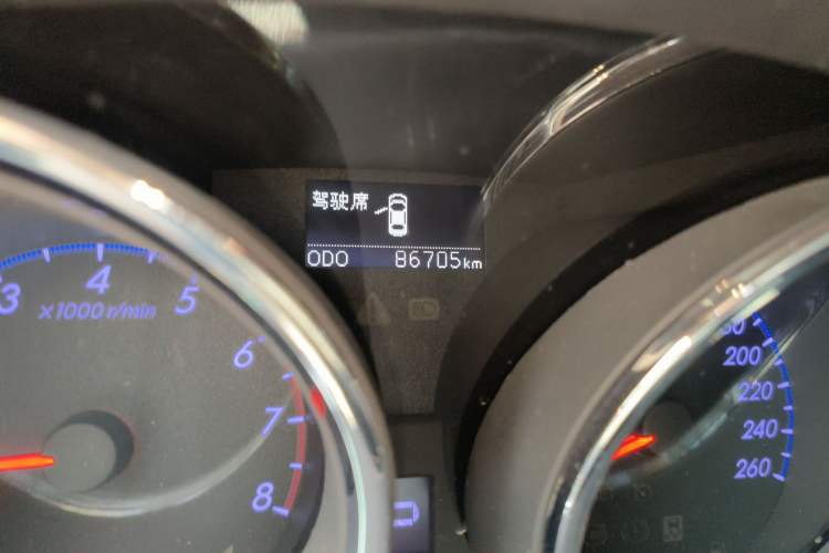 Used Toyota Reiz 2013 2.5V Shangrui Edition Odometer Close Up