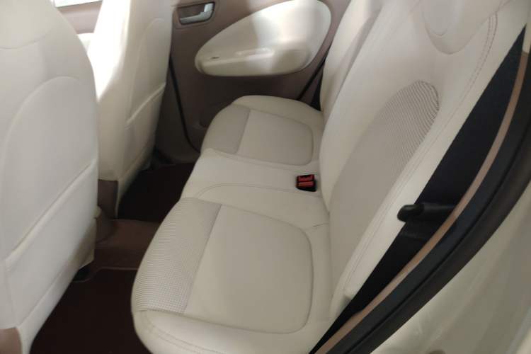 Used Wuling Hongguang MINIEV 2025 Four-Door Version Advanced Edition Left Rear Seat