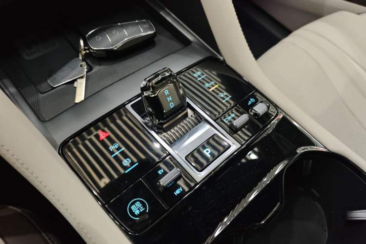 Used BYD Song PLUS New Energy 2025 DM-i Smart Drive 112KM Prestige Model
