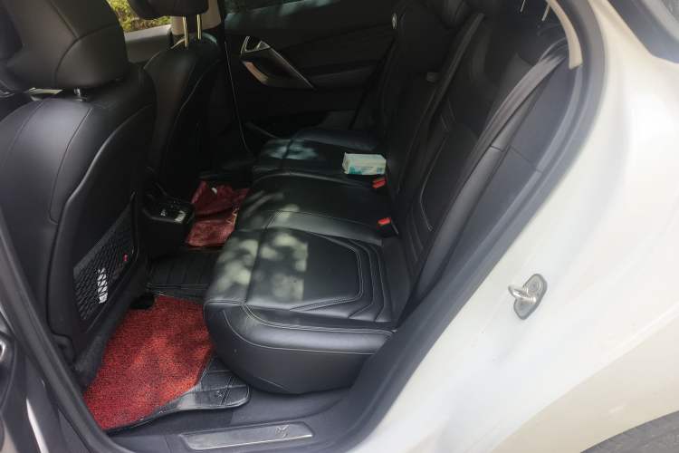 Used DS 5 2013 1.6T Luxury Edition THP200