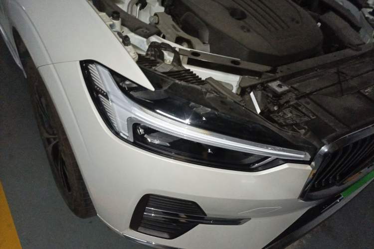 Used Volvo XC60 2024 B5 4x4 Smart Luxury Edition
