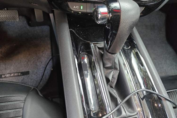 Used Honda Vezel 2017 1.5L CVT 2WD Comfort Model