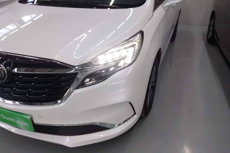 Used Buick GL8 2022 ES Landtrek 653T Luxury Edition
