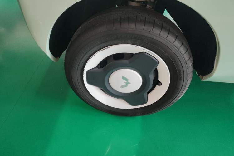 Used Wuling Hongguang MINIEV 2022 Macaron Premium Model – Lithium Iron Phosphate Exterior 5