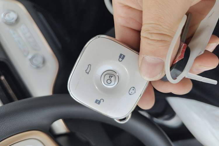 Used Chery QQ Domi 2025 Model 305km Comfort Edition