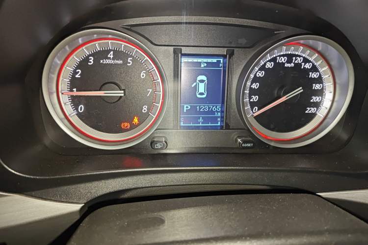 Used FORTHING Joyear X5 2017 Jingxiang Series 1.5T CVT Luxury Model Odometer Close Up