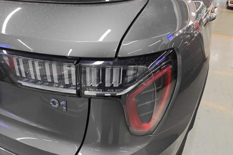 Used Lynk & Co 01 2021 2.0TD Two-Wheel-Drive Pro Trim Exterior 1