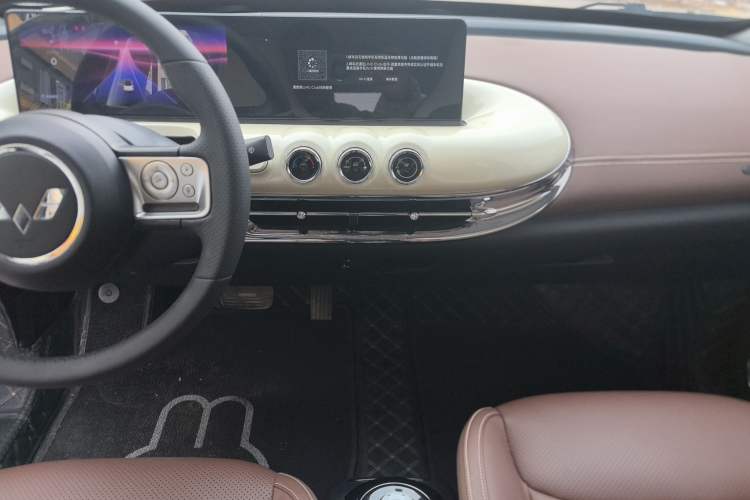 Used Wuling Bingo 2023 333 km Lingxi Connected Version
