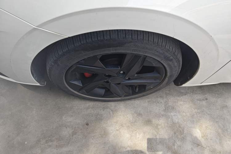 Used Hyundai Elantra 2022 1.5L CVT 20th Anniversary Edition
