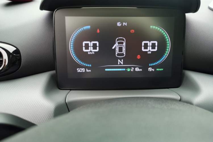 Used Leapmotor T03 2025 310 Comfort Edition Odometer Close Up